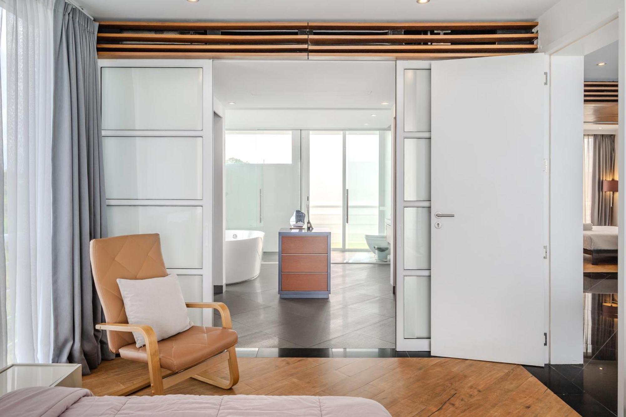 Pure Sunset Beach - Ocean View Room, Pattaya Na Chom Thian Exterior photo